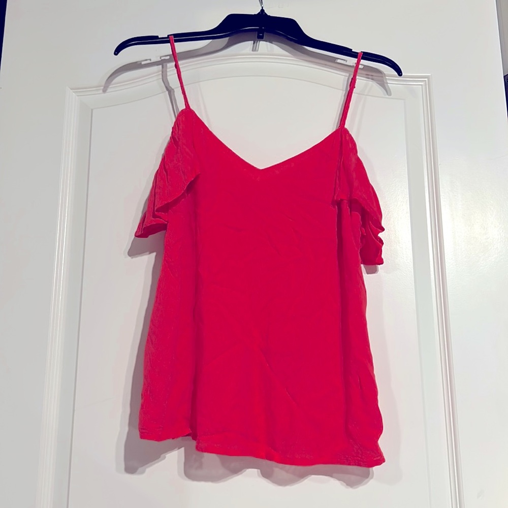 Off the shoulder tank top. Pink size small